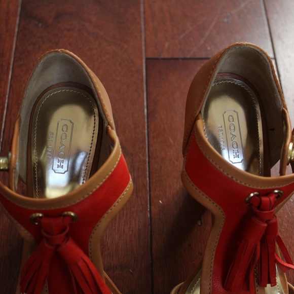 Coach Leather Heels Never Worn - Picture 3 of 8